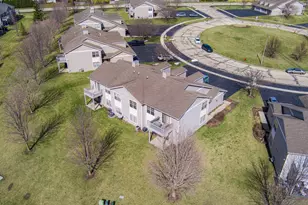 941 Arvle Cir, Sycamore, IL 60178 - Photo 5