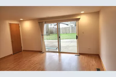[Address not provided], Skokie, IL 60076 - Photo 7