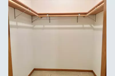 2100 Fox Chase Drive, Ottawa, IL 61350 - Photo 15