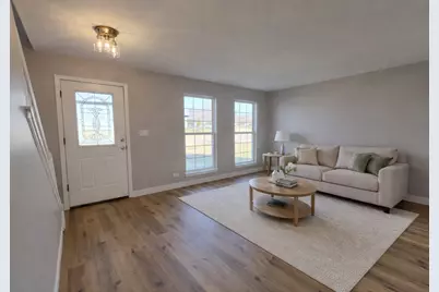 2134 Aberdeen Drive, Carpentersville, IL 60110 - Photo 3