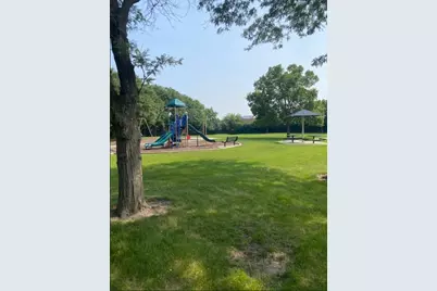 6340 Americana Drive #903, Willowbrook, IL 60527 - Photo 21