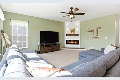 12610 S Cherry Blossom Boulevard, Plainfield, IL 60585 - Photo 5