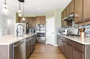 12610 S Cherry Blossom Blvd, Plainfield, IL 60585 - Photo 9