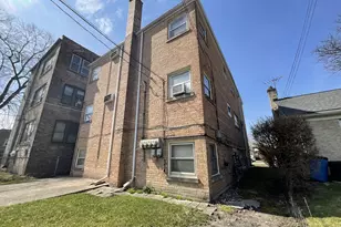 13839 S State St, Riverdale, IL 60827 - Photo 3