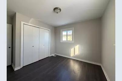 155 W Wayne Place, Wheeling, IL 60090 - Photo 9