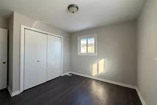 155 W Wayne Pl, Wheeling, IL 60090 - Photo 9