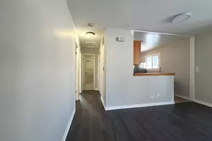 155 W Wayne Pl, Wheeling, IL 60090 - Photo 7