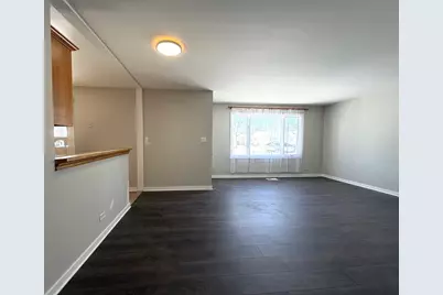 155 W Wayne Place, Wheeling, IL 60090 - Photo 3