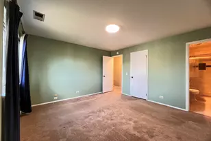 1542 Heather Ct, Wheeling, IL 60090 - Photo 9