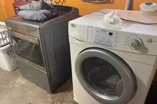 133 Oak St, Elgin, IL 60123 - Photo 27