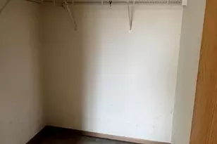 527 W 76th St, Chicago, IL 60620 - Photo 9