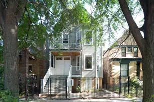 1314 W Roscoe St, Chicago, IL 60657 - Photo 1