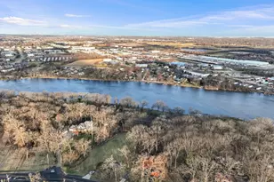 1630 Raymond St, South Elgin, IL 60177 - Photo 25