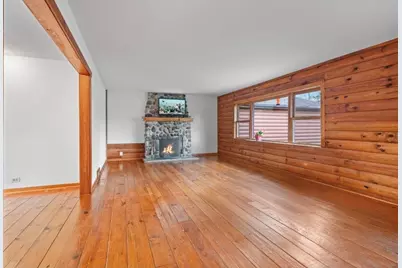 1630 Raymond Street, South Elgin, IL 60177 - Photo 3