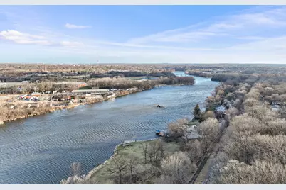 1630 Raymond Street, South Elgin, IL 60177 - Photo 23