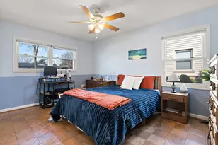 251 Clearmont Dr, Elk Grove Village, IL 60007 - Photo 9