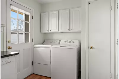 251 Clearmont Drive, Elk Grove Village, IL 60007 - Photo 13