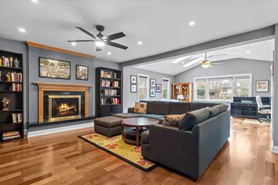 1632 Longvalley Drive, Northbrook, IL 60062 - Photo 7