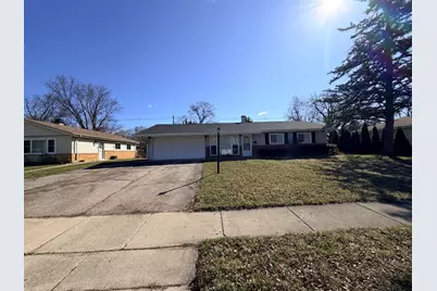 635 Morton Street, Hoffman Estates, IL 60169 - Photo 1