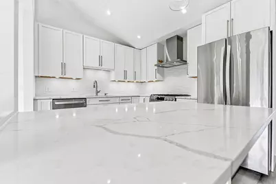 125 Cleveland Court #M2, Schaumburg, IL 60193 - Photo 5