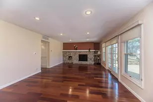 182 Lockwood Ln, Bloomingdale, IL 60108 - Photo 15