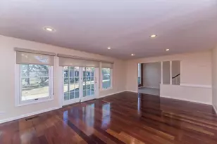 182 Lockwood Ln, Bloomingdale, IL 60108 - Photo 17