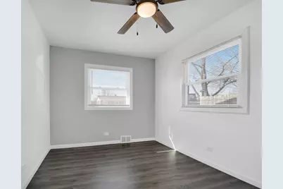 379 Hickory Street, Chicago Heights, IL 60411 - Photo 11