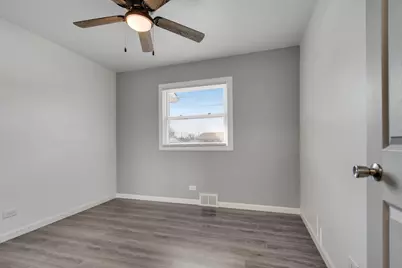 379 Hickory Street, Chicago Heights, IL 60411 - Photo 9