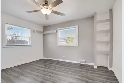 379 Hickory Street, Chicago Heights, IL 60411 - Photo 9