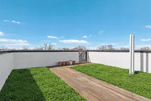 2438 N Western Ave, Chicago, IL 60647 - Photo 25