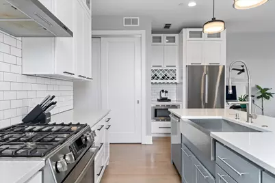 2438 N Western Avenue #3, Chicago, IL 60647 - Photo 11