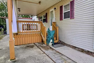 601 Lindenwood Dr, Belvidere, IL 61008 - Photo 5