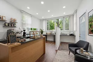 2144 W Montrose Ave, Chicago, IL 60618 - Photo 9