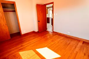 2823 W 71st St, Chicago, IL 60629 - Photo 15