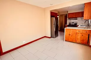 2823 W 71st St, Chicago, IL 60629 - Photo 5