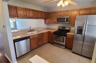 [Address not provided], Elk Grove Village, IL 60007 - Photo 9