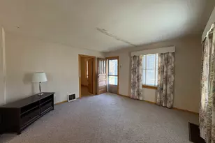 1009 Bernstein St, Streator, IL 61364 - Photo 3