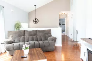 8946 Disbrow St, Huntley, IL 60142 - Photo 3