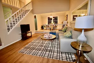 651 White Ct, Gurnee, IL 60031 - Photo 7