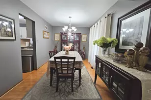 12840 S Blossom Dr, Alsip, IL 60803 - Photo 5