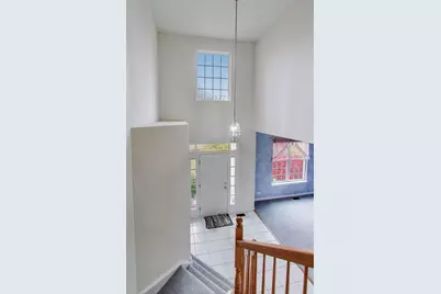 697 Providence Lane, Lindenhurst, IL 60046 - Photo 5