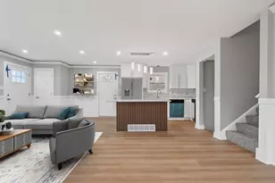 515 W 146th St, Dolton, IL 60419 - Photo 3