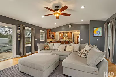 725 Buffalo Circle, Carol Stream, IL 60188 - Photo 9