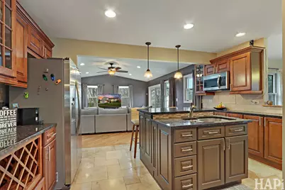 725 Buffalo Circle, Carol Stream, IL 60188 - Photo 7