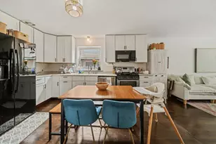 5805 S Kilbourn Ave, Chicago, IL 60629 - Photo 7