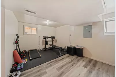 5805 S Kilbourn Avenue, Chicago, IL 60629 - Photo 23