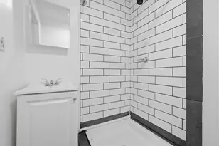 52 Wisconsin Ave, Waukegan, IL 60085 - Photo 25