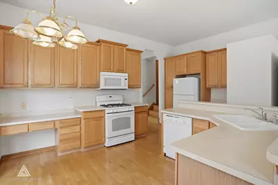 9430 Georgetown Square, Orland Park, IL 60467 - Photo 5