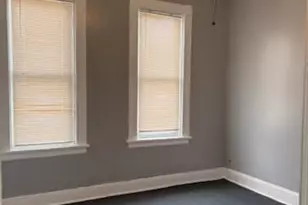 10501 S Corliss Ave, Chicago, IL 60628 - Photo 21