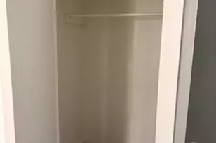 10501 S Corliss Ave, Chicago, IL 60628 - Photo 45